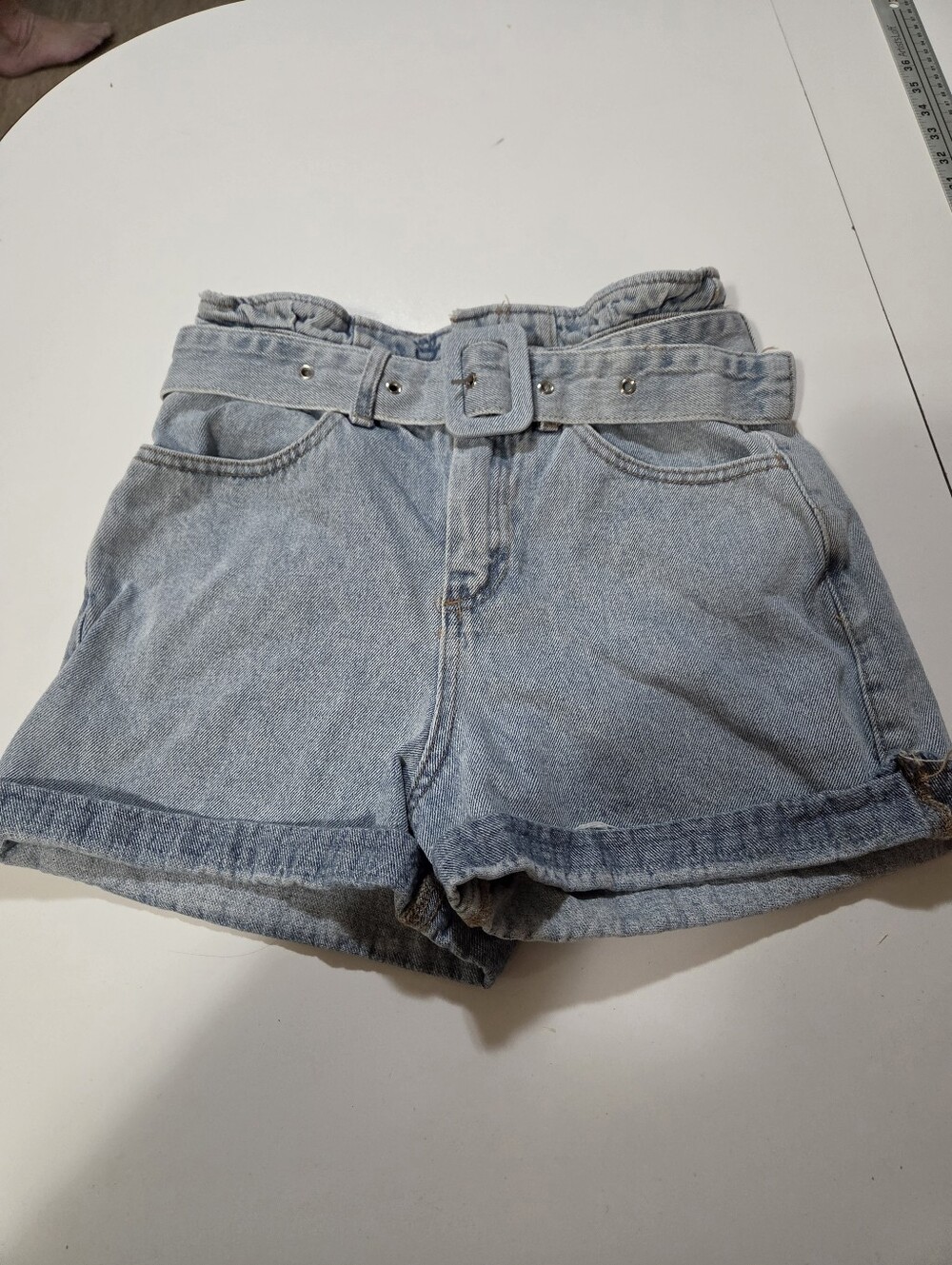 Renaur Belted Denim Shorts Light Wash Paperbag Waist Size 26